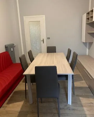 Ampio In Zona Tranquilla * Турин